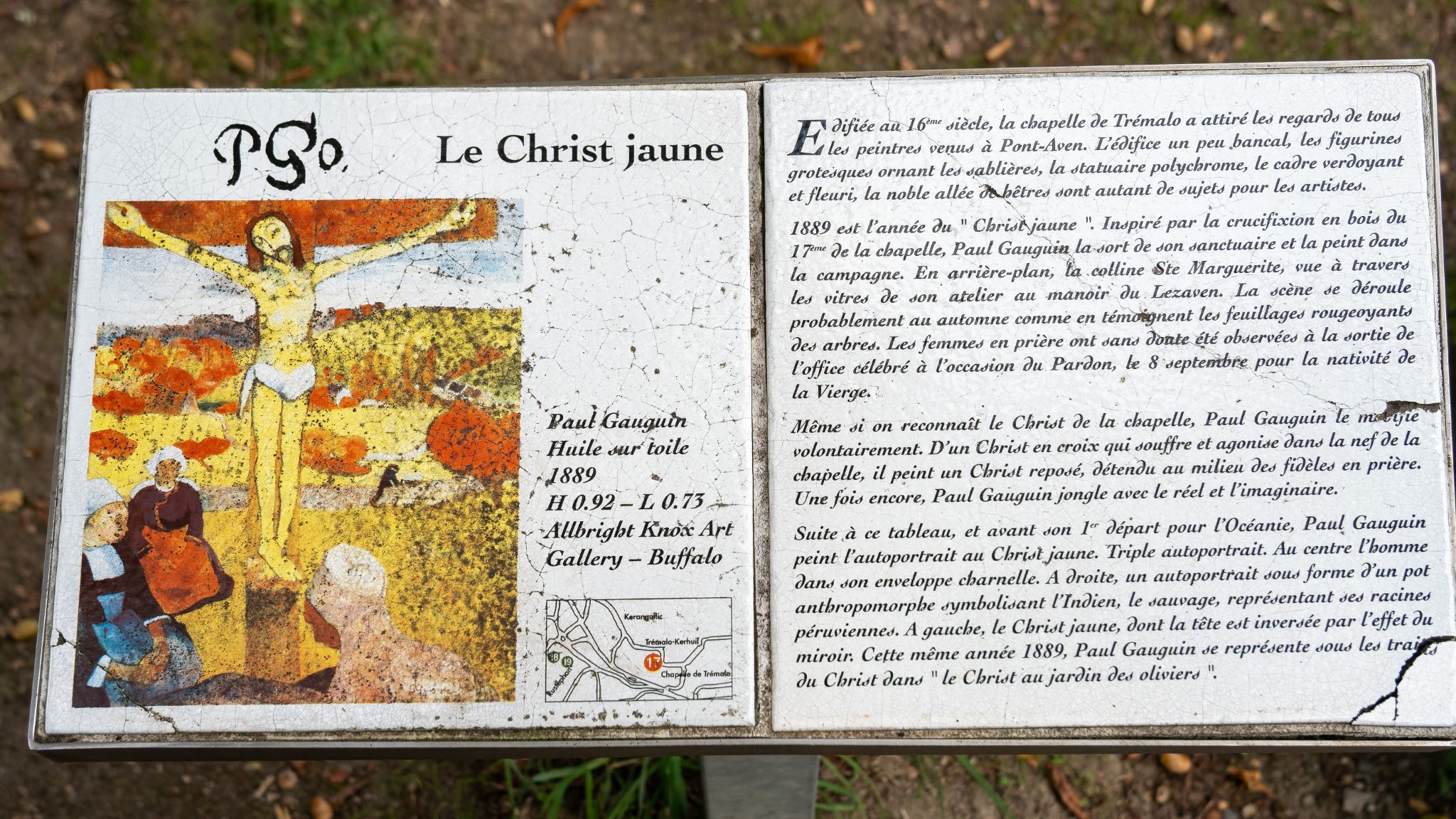 Die Chapelle de Trémalo in Pont-Aven ist eine eine schlichte, romanische Kapelle aus dem 16. Jh., bekannt für sein hölzernes Kruzifix, das Gauguin für sein „Gelbes Christus“-Gemälde inspirierte.